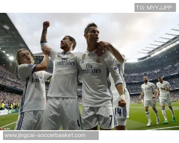 意甲赛场惊现冷门马竞逆转拜仁引发全场轰动 意甲赛场惊现冷门马竞逆转拜仁引发全场轰动