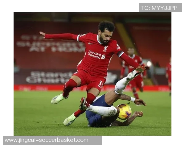 中超精彩对决利物浦大胜热刺四球逆转点燃全场激情 中超精彩对决利物浦大胜热刺四球逆转点燃全场激情