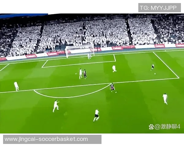 曼联狂胜皇马4-0晋级国王杯决赛绝杀时刻引爆全场激情