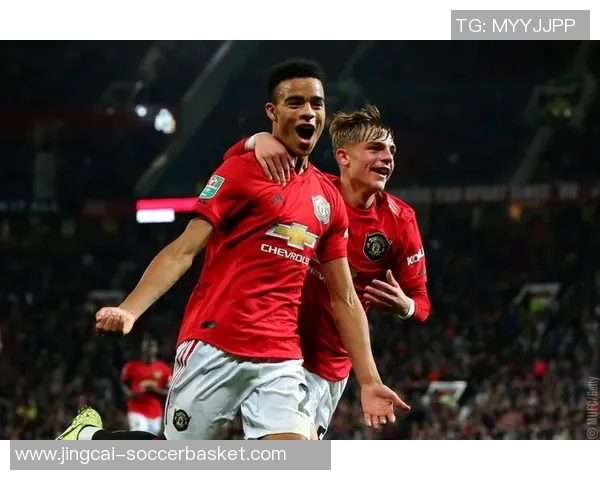 西甲激战波尔图与曼联握手言和精彩瞬间回顾与赛后深度分析 西甲激战波尔图与曼联握手言和精彩瞬间回顾与赛后深度分析