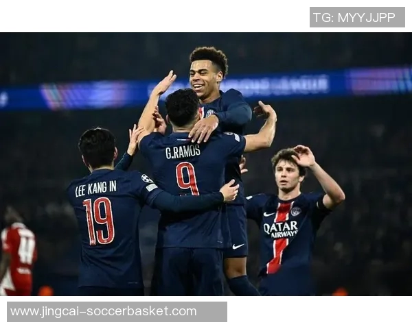 国王杯激战巴黎圣日耳曼3-2逆转马竞上演帽子戏法引爆全场激情 国王杯激战巴黎圣日耳曼3-2逆转马竞上演帽子戏法引爆全场激情