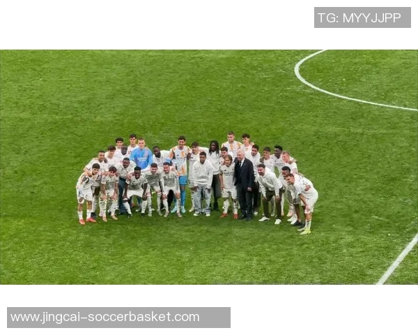 足总杯波尔图与皇马战平引发转会风波全场气氛瞬间升温 足总杯波尔图与皇马战平引发转会风波全场气氛瞬间升温